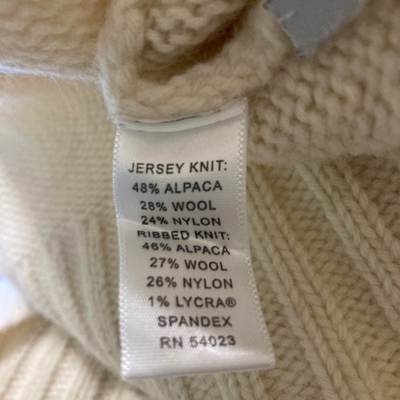 ☘️Banana Republic Cream Jersey Knit Cardigan w/Belt - Picture 5 of 5